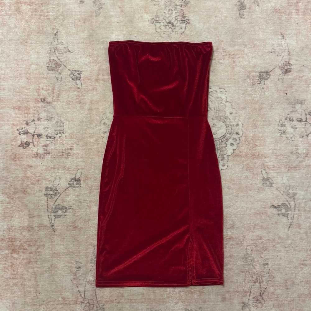 PLT Red Velvet Mini Dress Strapless with Small Slit